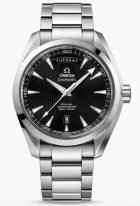 Мужские наручные часы Omega Seamaster-231_10_42_22_01_001 с датой и днем недели в стальном корпусе, на черном циферблате с узором в стиле фирменной "тиковой концепции"  люминесцентные родиевые часовые индексы и стрелки, стальной браслет.