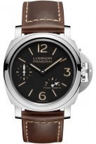 Мужские спортивные часы Panerai Luminor PAM00795 с запасом хода в стальном корпусе, на черном циферблате люминесцентные цифры, метки и стрелки, коричневая телячья кожа.