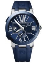 Мужские наручные часы Ulysse Nardin Executive-243-00-3/43 со временем второго часового пояса в стальном корпусе с керамическим рантом, на синем циферблате люминесцентные большие римские цифры и часовые метки, широкие стрелки, синий каучук.